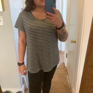 LuLaRoe Classic T